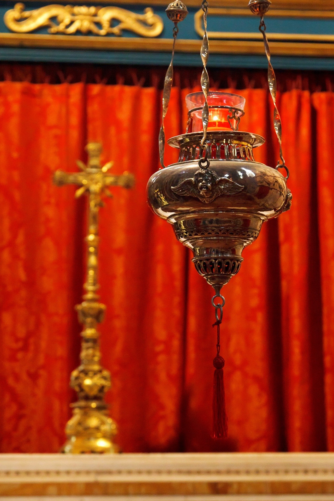 photo of a hanging sanctuary lamp